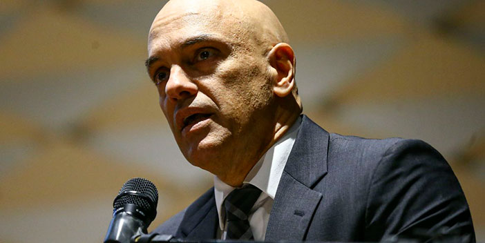 Moraes abre inquérito contra governador e ex-secretário do DF